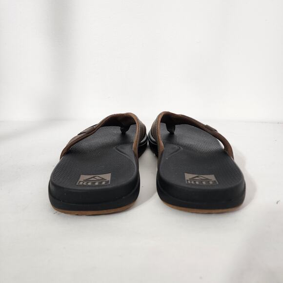 Sandals_&_Flip_Flops